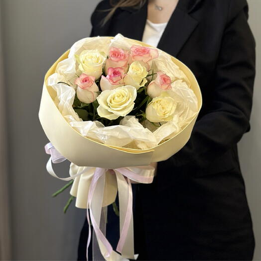 Микс из кенийских роз