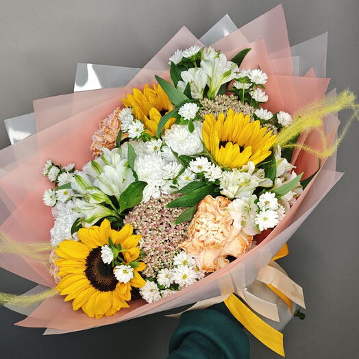 Букет авторский с подсолнухом🌻🌻🌻