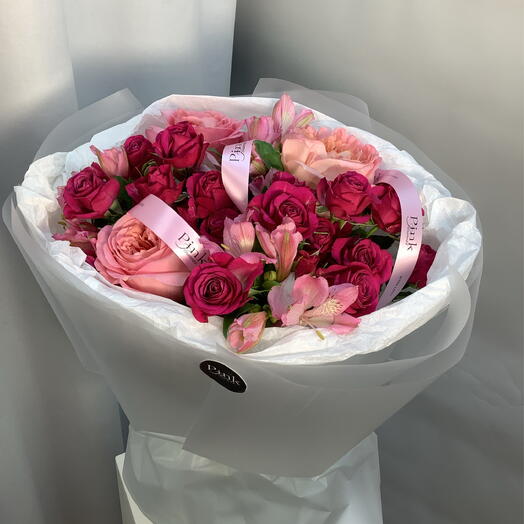 Букет с яркими розами 💕