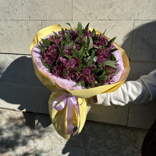 Букет комплимент МОНО альстромерия PURPLE