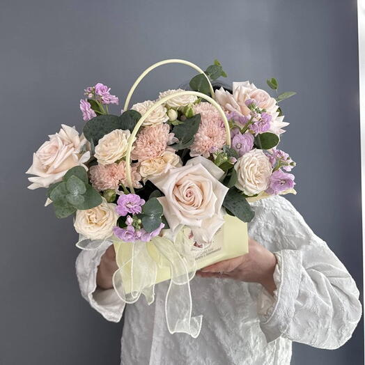 Композиция нежная 🌸 кремовая французская Роза 🥐 ароматная маттиола 💜 + открытка