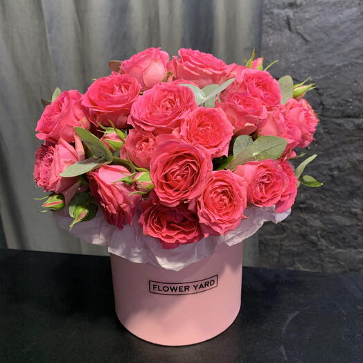Композиция из кустовых роз💕