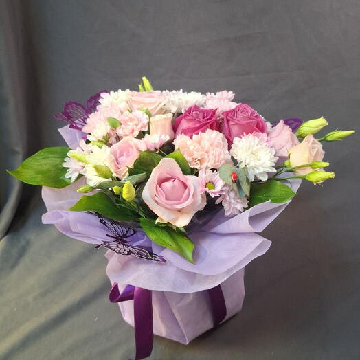 Сиреневый тортик розовых цветов 💐