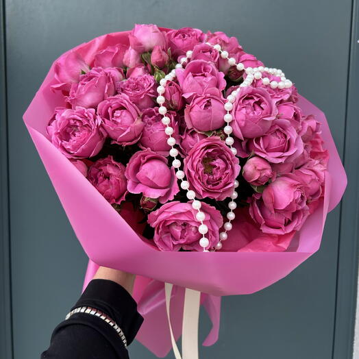 Пионовидные кустовые розы 🌸🌺в яркой упаковке
