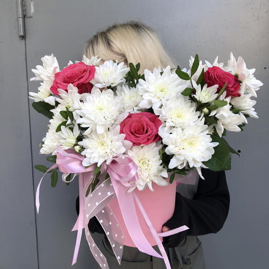 Композиция в шляпной коробке Малинка