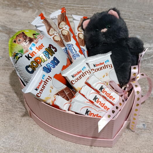 Сладкий бокс KINDER с котиком