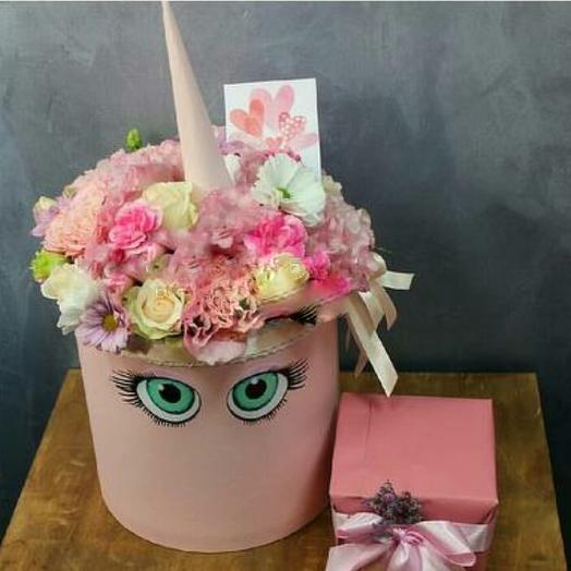 Flower box "one unicorn's adorable"