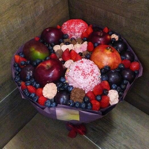 Ramo de frutas y flores de chocolate