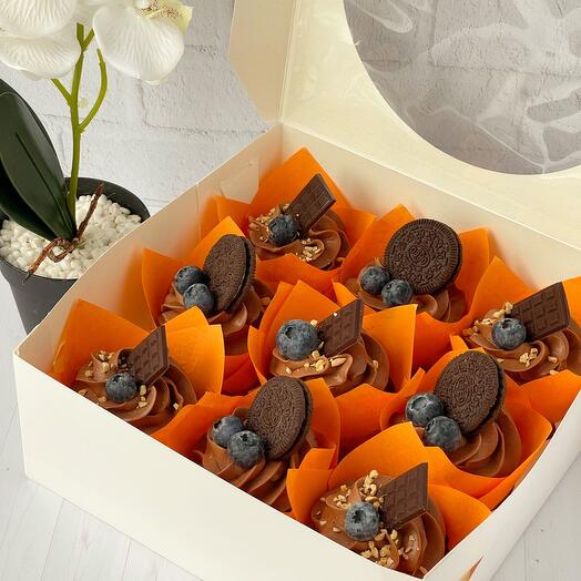 Chocolate cupcakes with Snickers filling and a chocolate cap