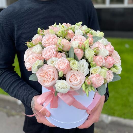 Peony-shaped roses with eustoma in a box -🕊
