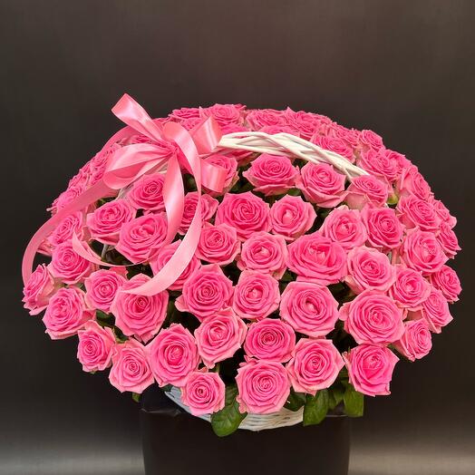101 Roses in a basket