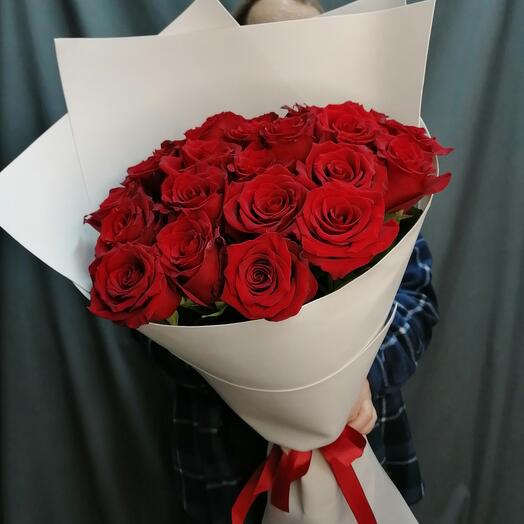 21 RED NAOMI
