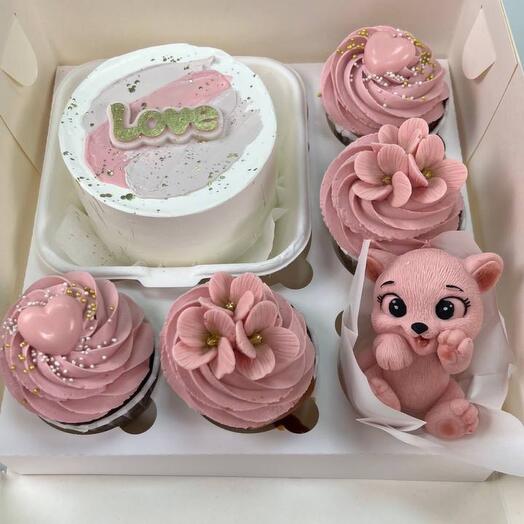 Бенто мини в наборе с капкейками LOVE