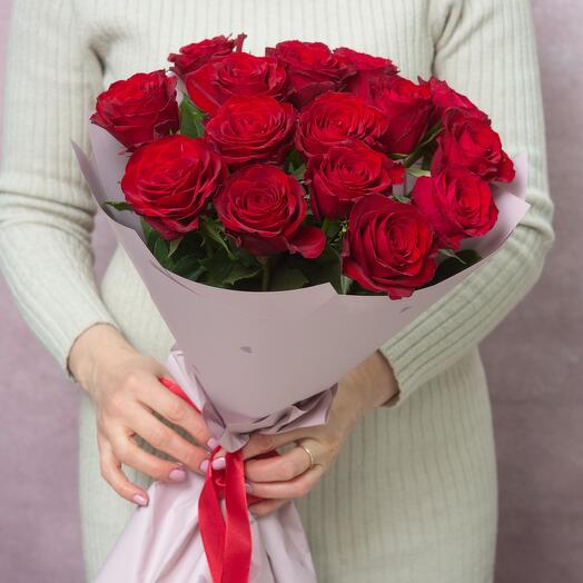 Ramo de rosas rojas (15 piezas)