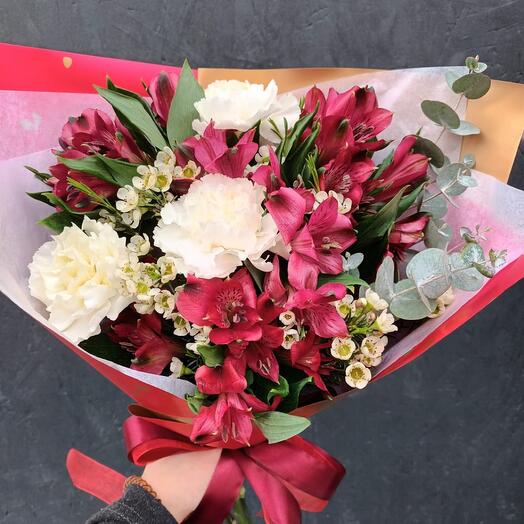 Bouquet of alstroemeria with carnations, waxflower and eucalyptus