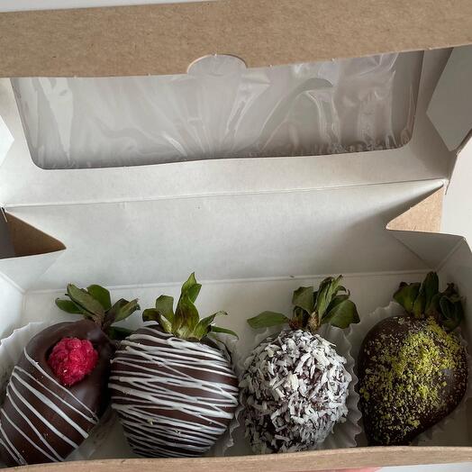 Клубника в молочном шоколаде