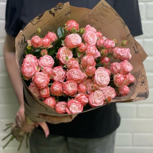 Bouquet of premium roses Madame Bombastic