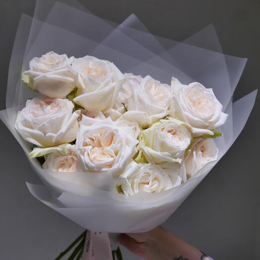 Ramo de 15 rosas en forma de peonía