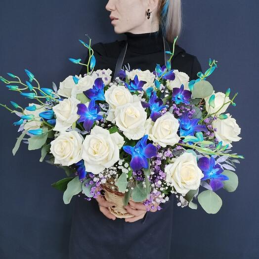 Белые ночи с орхидеями