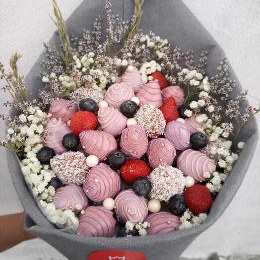 🍓Ramo de fresa 🍓con bayas "Sakura"