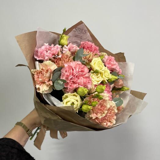 Designer bouquet with dianthus and eustoma