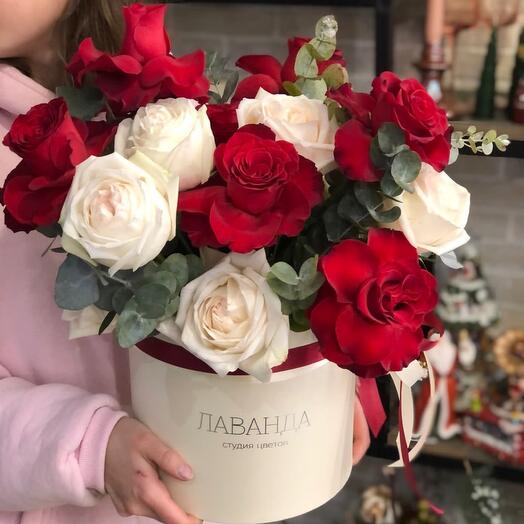 Розы в коробке