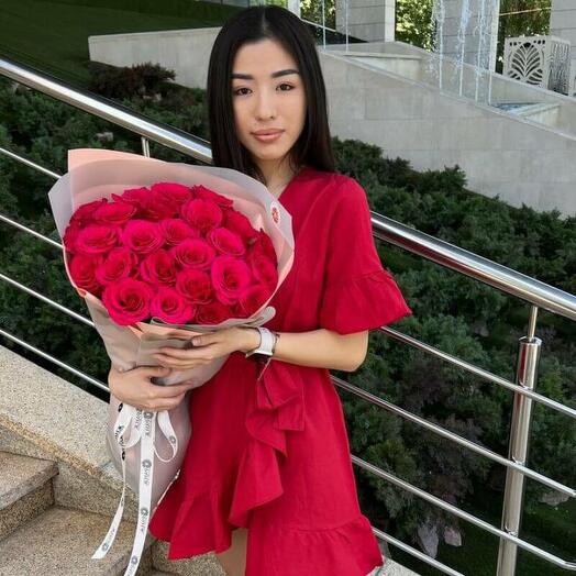 25 голландских роз