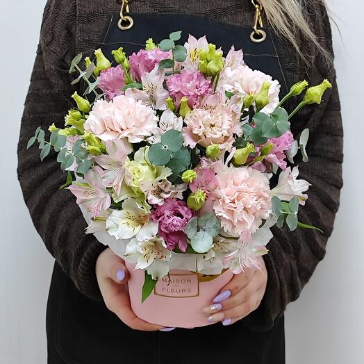 Arreglo floral de alstroemeria y eustoma