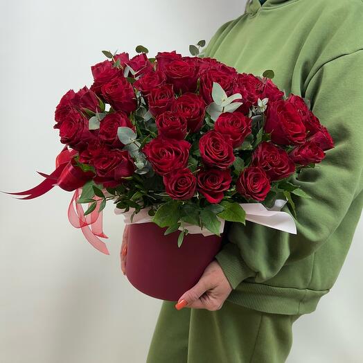 51 rosas kenianas en una Caja de verduras