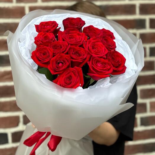 15 rosas rojas en decoración 🌹