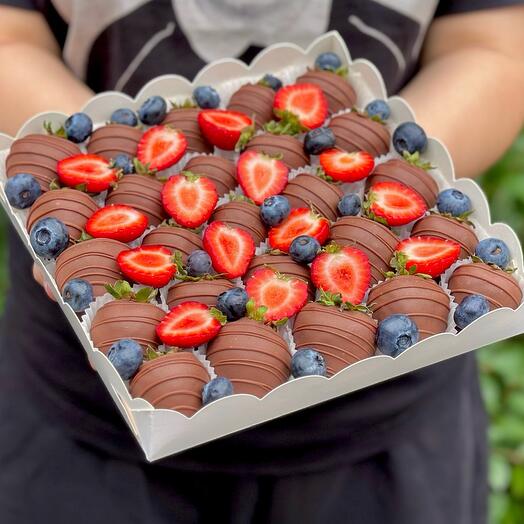 Клубника в шоколаде  "Strawberry Classic"  20-36 ягод