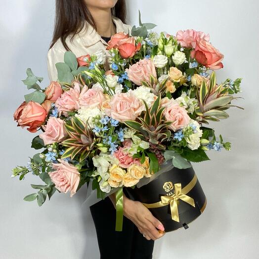 Цветы в коробке