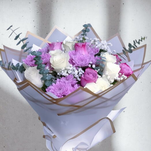 Royal White   Pink Bouquet