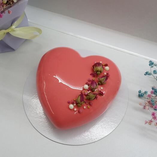 Муссовый торт сердце в подарок на день рождения, девушке, маме, подруге