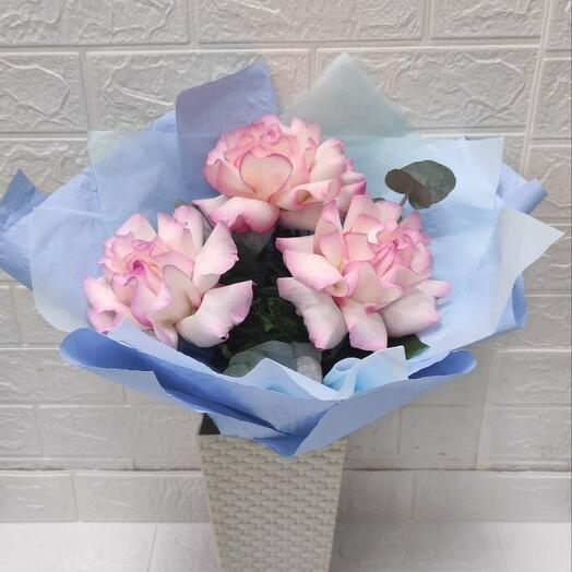 Ажурные розы