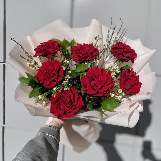 Bouquet of red French roses