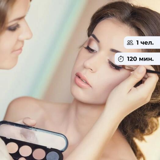Daytime image. Makeup and hairstyle