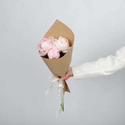 Букет из 3 пионов Сара Бернар