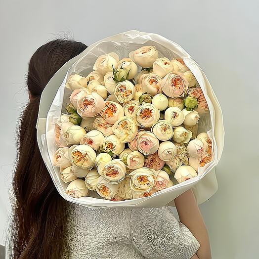 19 кустовых роз Grandma Romy