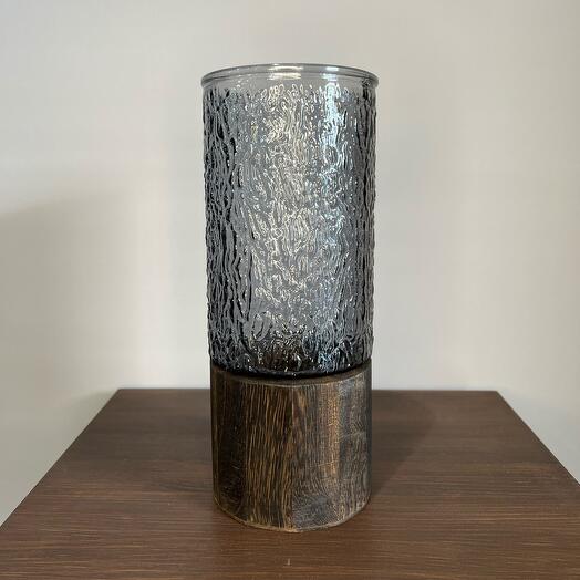 Ваза стеклянная с подставкой из натурального дерева