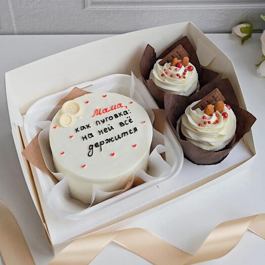 Торт и пирожные любимой маме