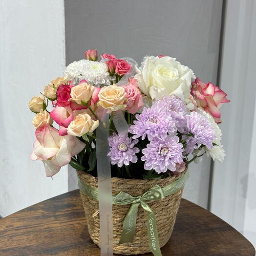 Корзина с цветами микс
