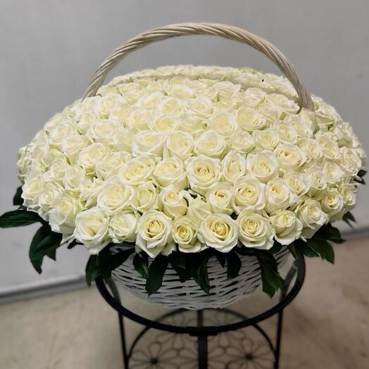 201 Роза в корзине