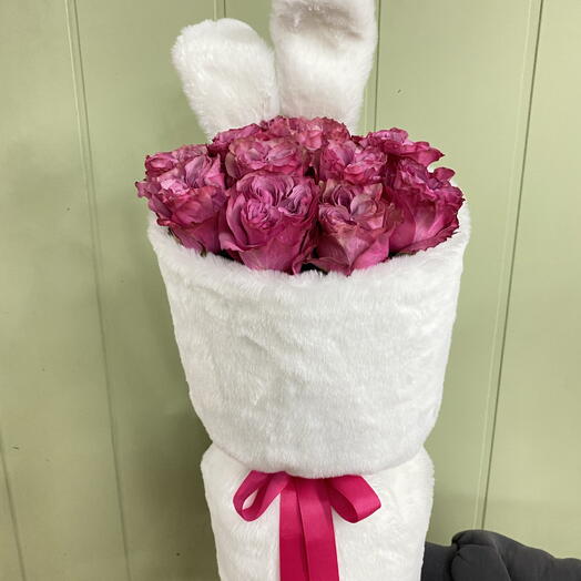 Зайчик белый