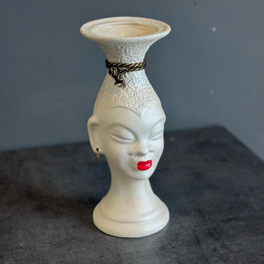 Ваза голова африканки