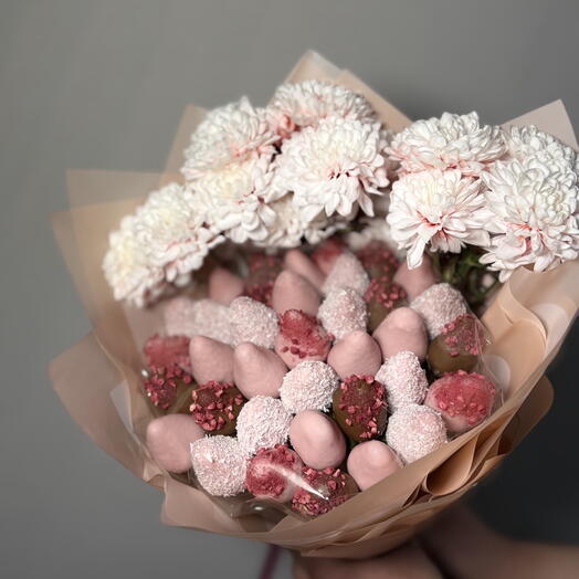 Букет из клубники в шоколаде хризантема 💐