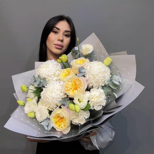 Невероятный евробукет с уникальной розой