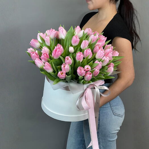 Коробка Волшебная из 51 тюльпан