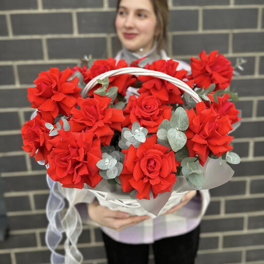Большая корзина с французкими розами ♥️