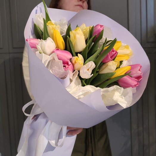 Микс из 21 тюльпана